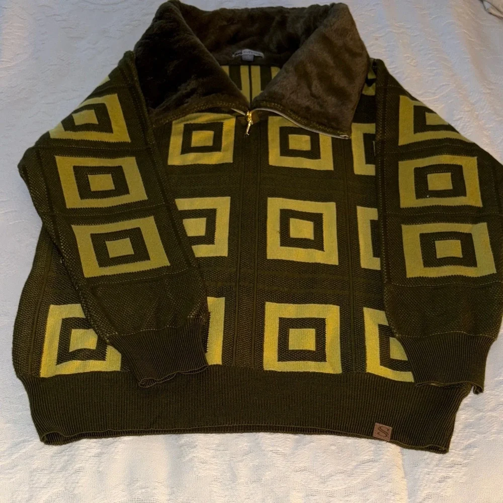Gently loved Silversilk Mens Fashion Sweater Olive Fur Collar